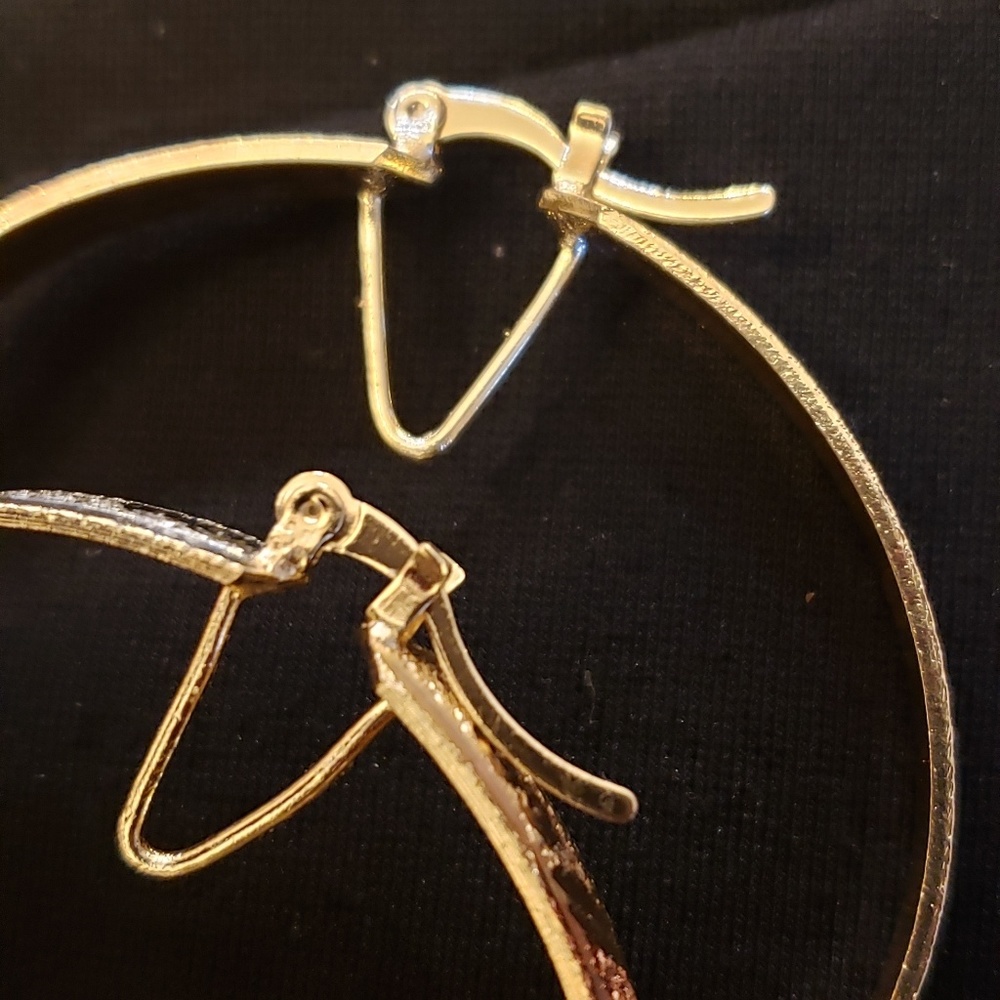 Gold plated hoops - Picture 3 of 4